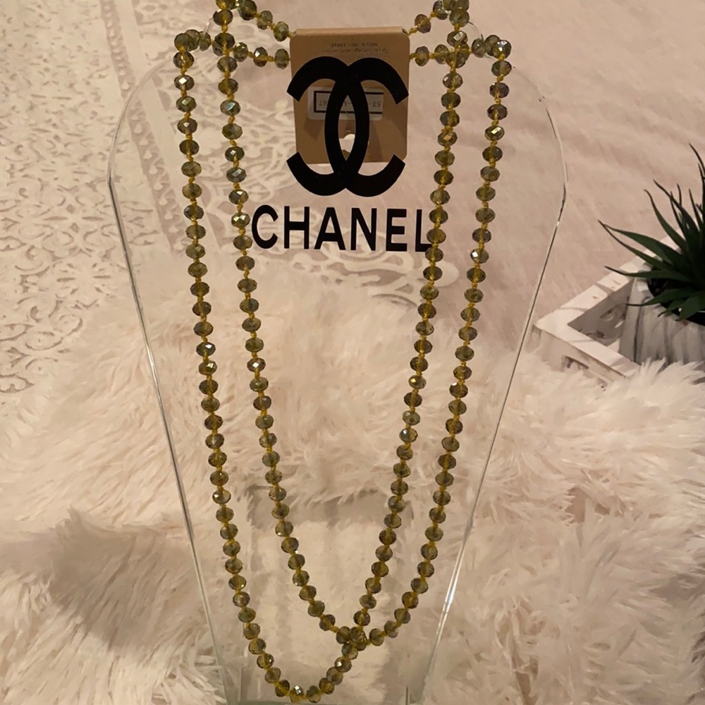 Crystal beaded necklace
